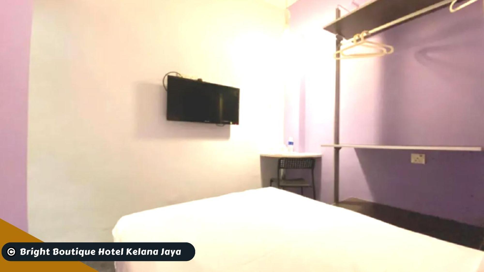 Bright Boutique Hotel Kelana Jaya Петалинг-Джая Экстерьер фото